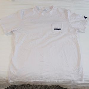 Vineyard Vines shark week t-shirt - men's XL